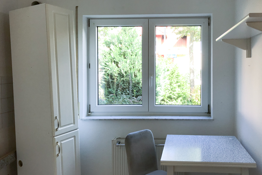 K�chenfenster zum Vorgarten Beispielhaus Doppelhaush�lfte Erfurt/ Salomonsborn