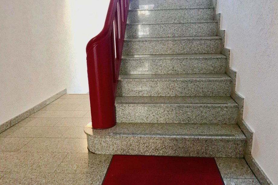 Treppenhaus Dachgeschosswohnung Erfurt / Andreasvorstadt