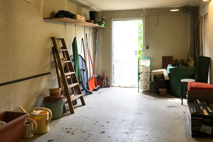 Gartenausgang BeispielhausGarage Doppelhaush�lfte Erfurt/ Salomonsborn