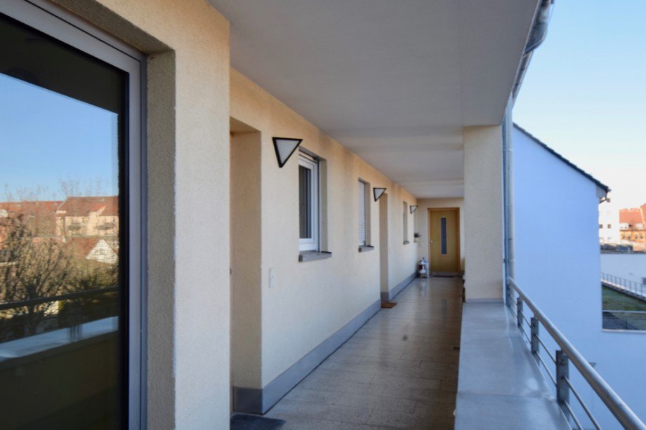 Laubengang zu den Wohnungen Etagenwohnung Erfurt