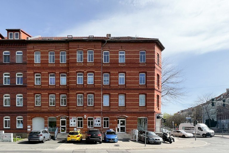 Mietwohnung in Erfurt zentrumsnah_Schelkmann Immobilien Erfurt Dachgeschosswohnung Dreiraumwohung im Dachgeschoss in Altstadtn�he/ Hanseviertel