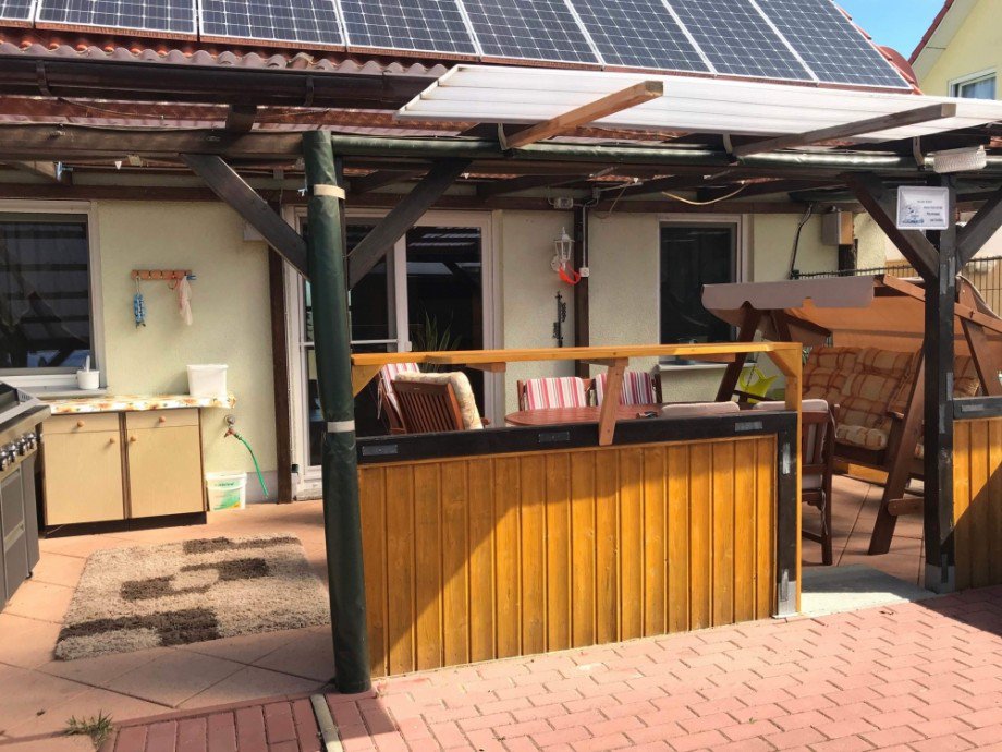 Terrasse mit T�r zum WZ Einfamilienhaus Berlstedt