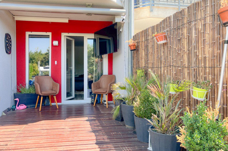 Terrasseneingang zum Wohnzimmer Reihenmittelhaus Erfurt/ Frienstedt