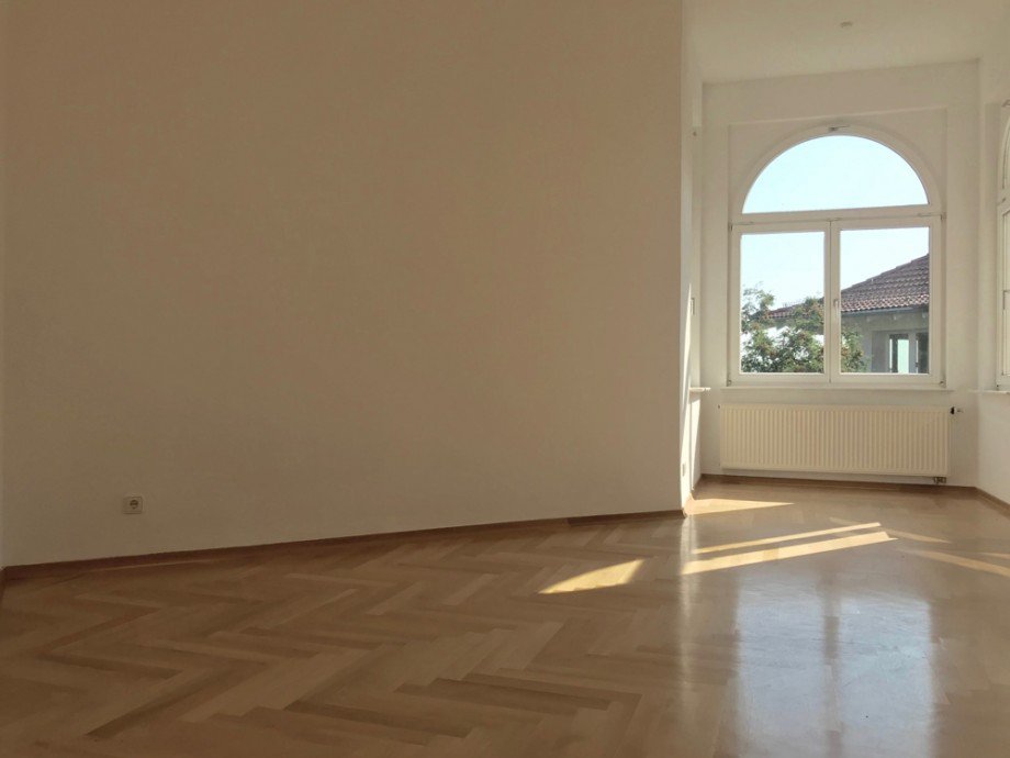 Wohnzimmer mit Parkett Etagenwohnung Erfurt