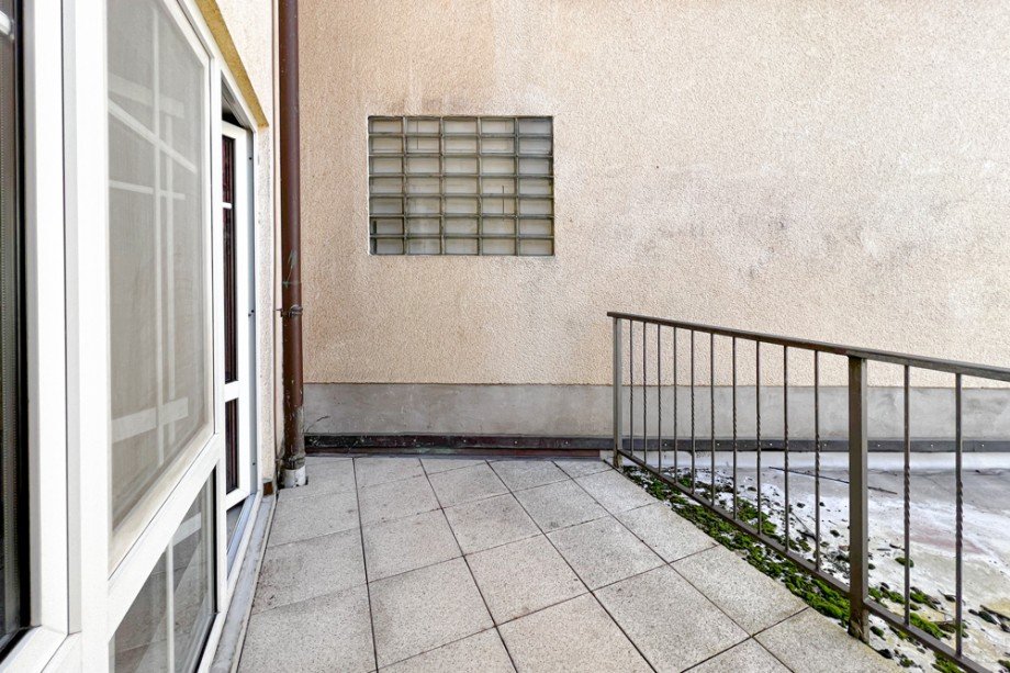 Gro�er Balkon Etagenwohnung Erfurt