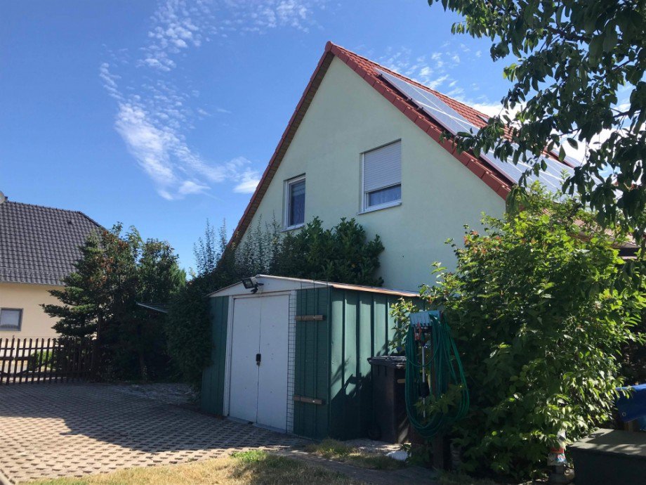 Giebelseite vom Garten Einfamilienhaus Berlstedt