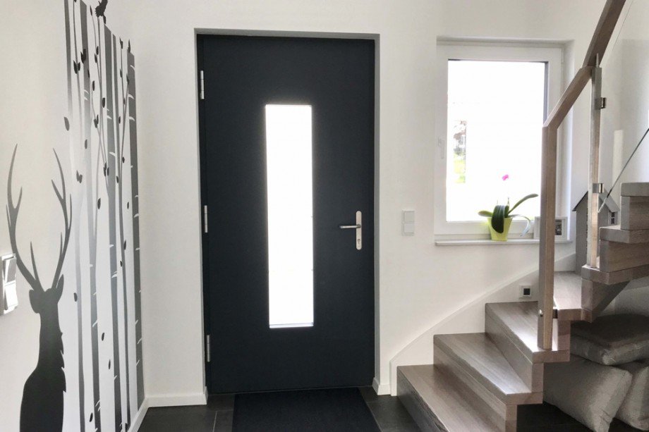 Eingangst�r im Erdgeschoss Einfamilienhaus Steinbach-Hallenberg/ Viernau