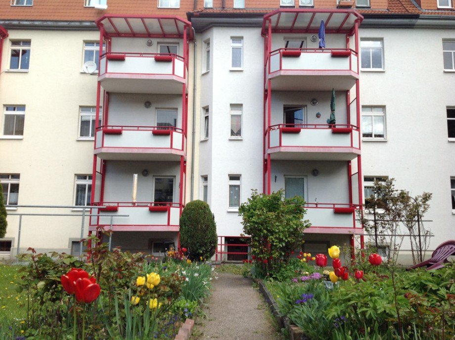 Garten und R�ckansicht Dachgeschosswohnung Erfurt