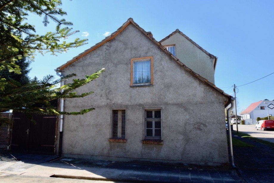 Giebelseite der Scheune Einfamilienhaus Erfurt