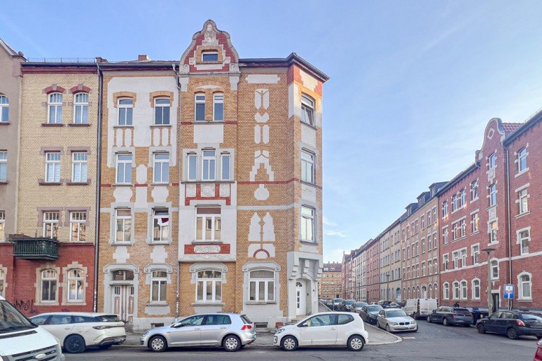 Erfurt Mietwohnungen Erfurt Etagenwohnung Gro�z�gige und sonnige Einraumwohnung im 2.OG